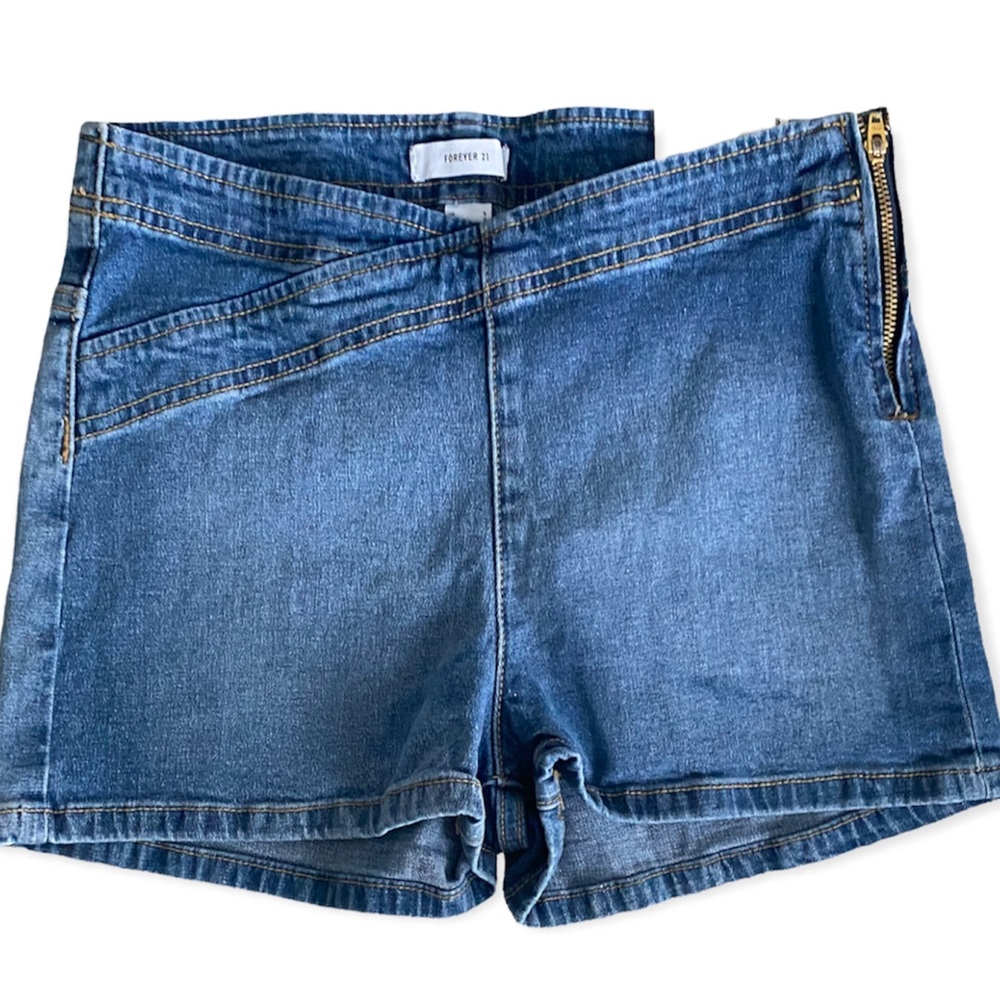 Forever 21  Women Denim Short/ High Medium Denim Size S